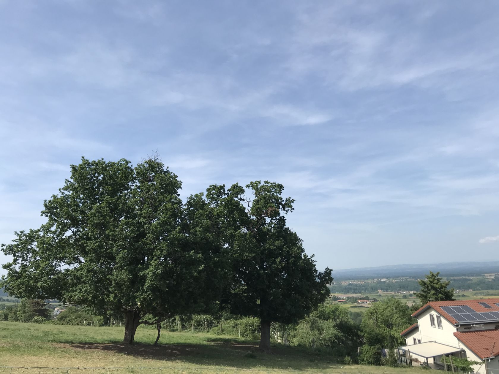 Terrain à bâtir de 750 m² à MARCOUX (42)