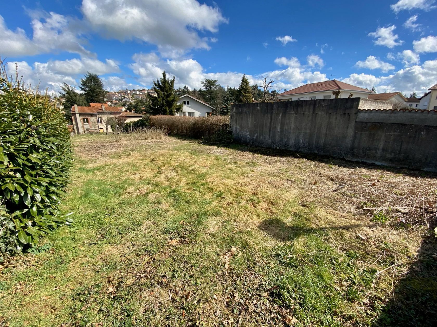 Terrain à bâtir de 436 m² à SAINT-HEAND (42)